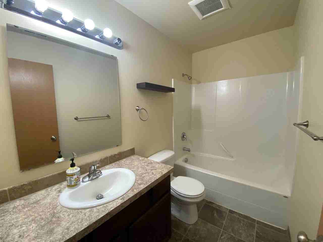 631 Andrea Ct - Photo 3 of 4