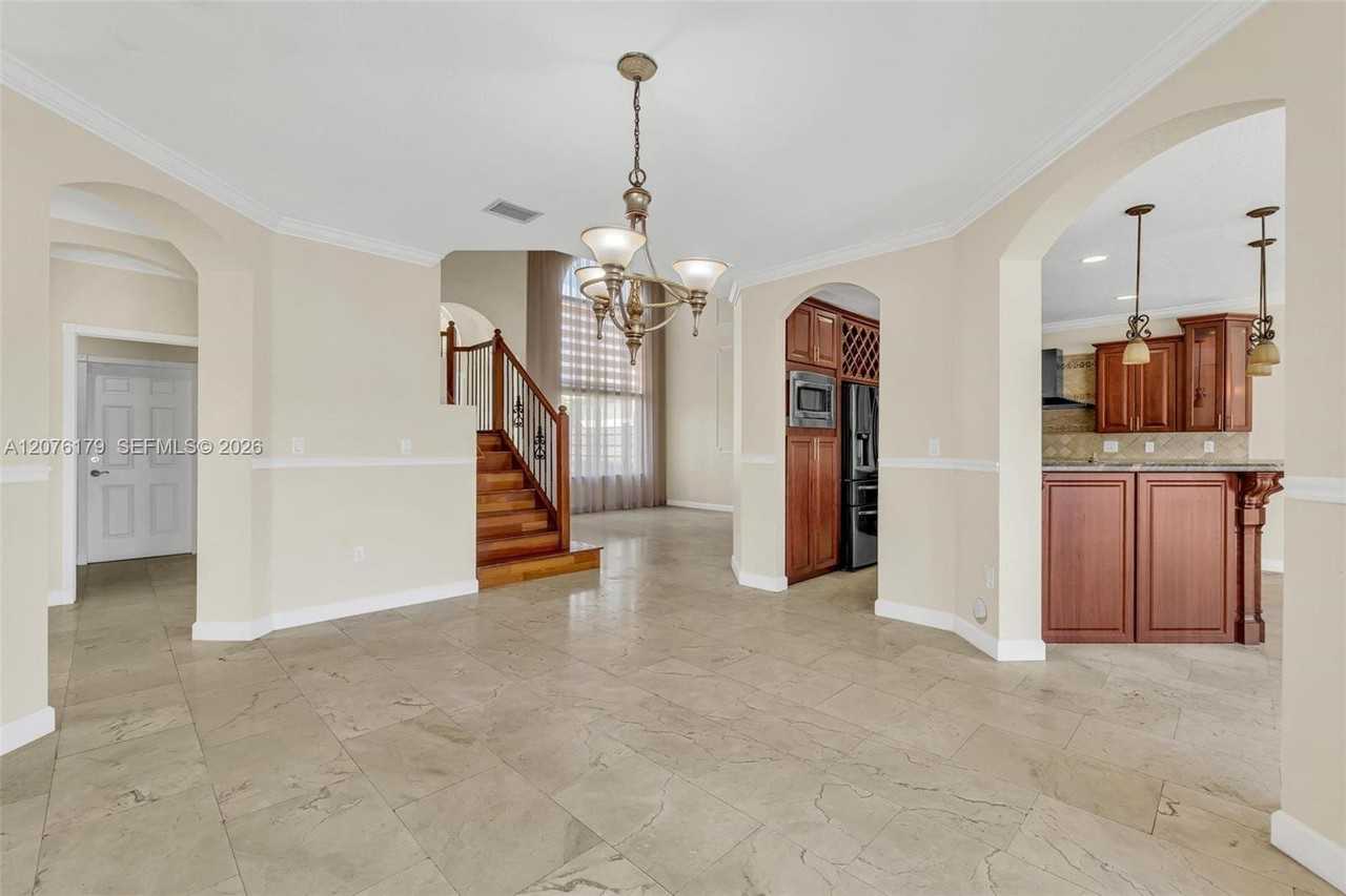 Sw 44th St - Photo 7 of 20