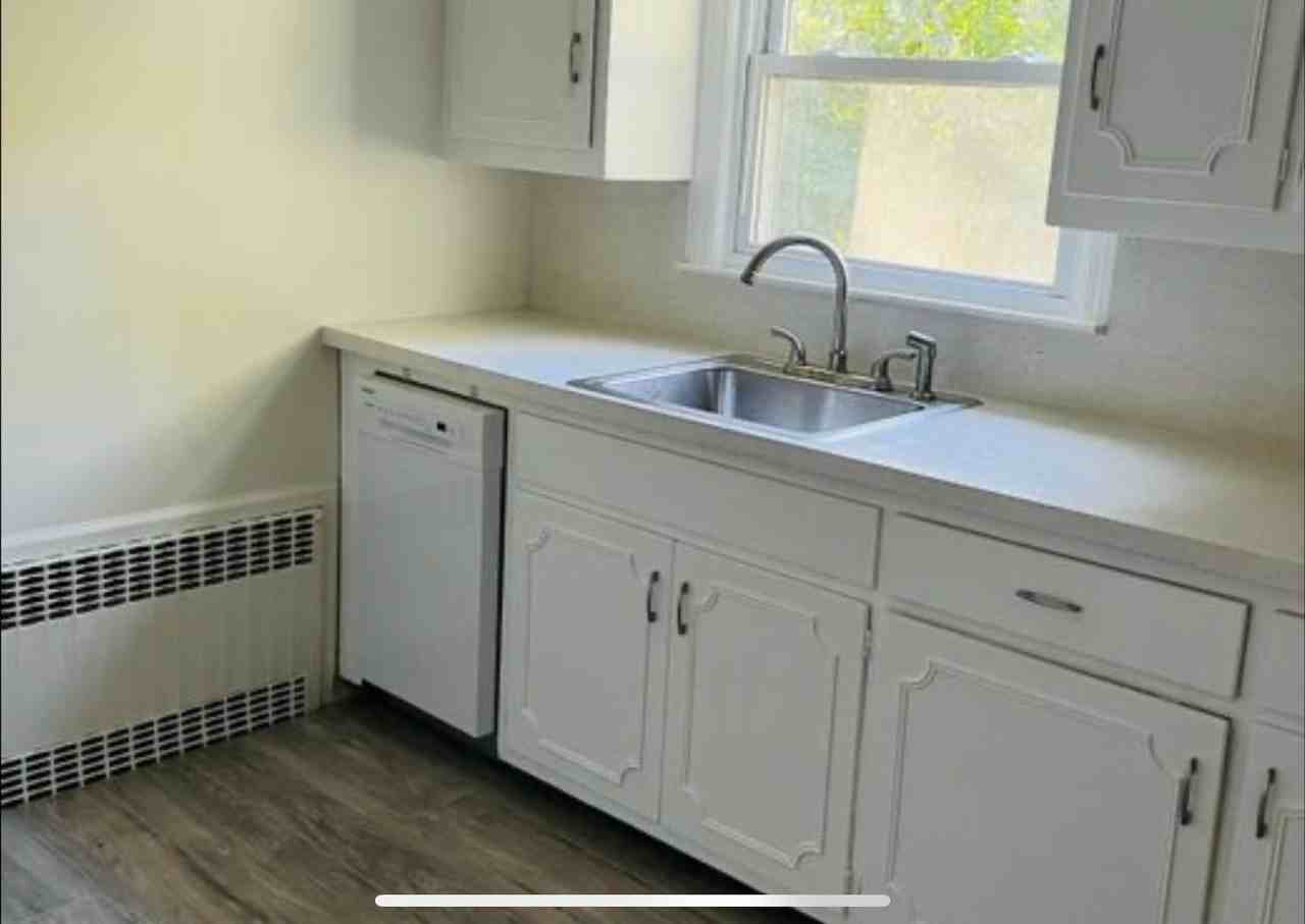 171 Osborne Rd #2