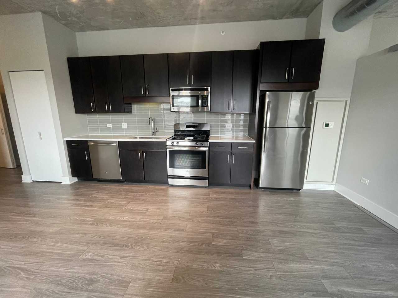 106 W Polk St - Photo 7 of 13