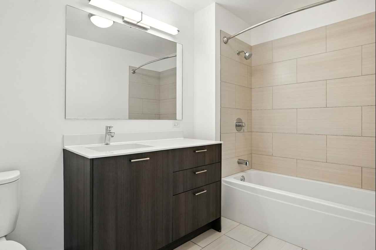 1302 S Wabash Ave - Photo 7 of 8