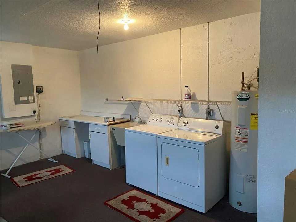 8636 Sw 108th St - Photo 5 of 10