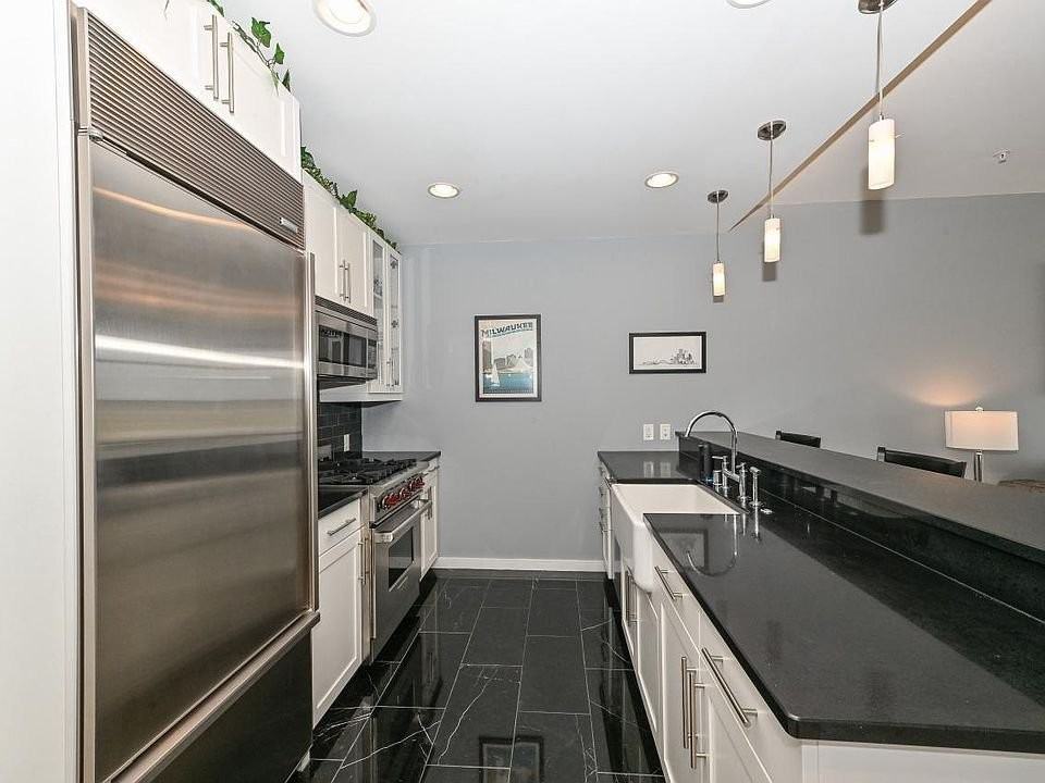 1141 N Martin L King Jr Dr #22 - Photo 7 of 18