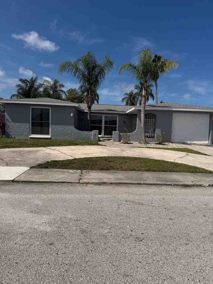 3336 Elkridge Dr