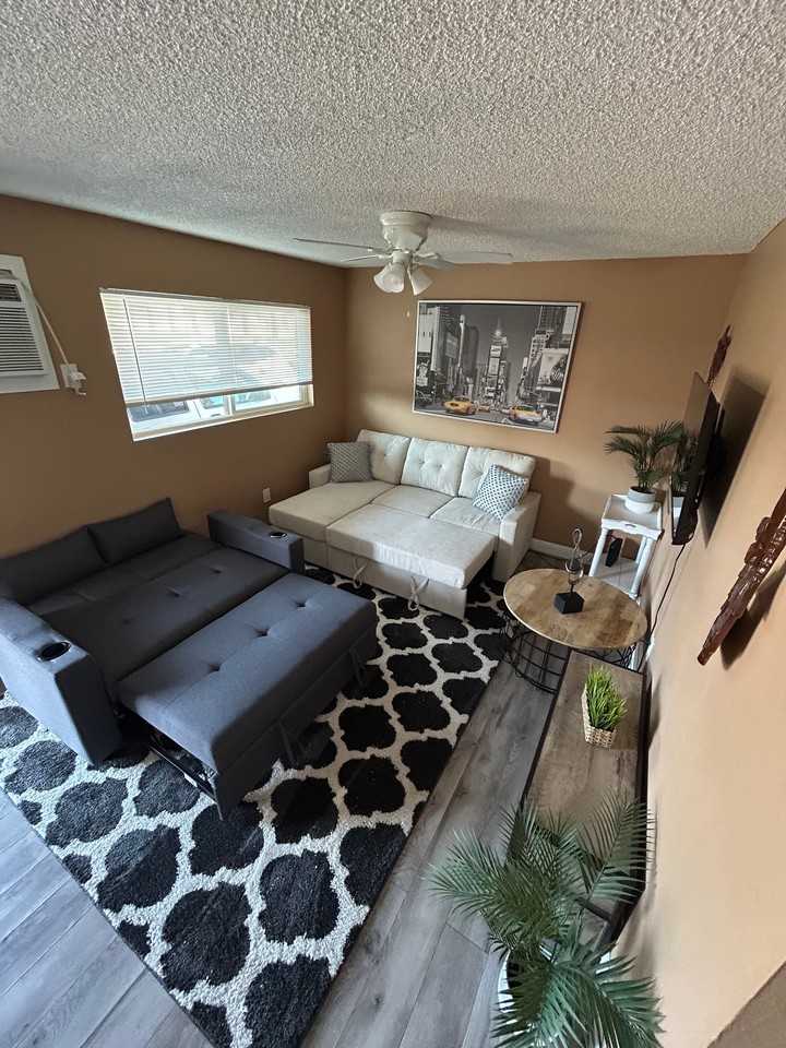 455 Moser Ave #19 - Photo 4 of 9