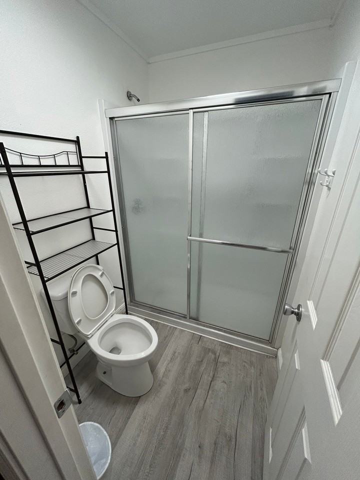 455 Moser Ave #19 - Photo 6 of 9