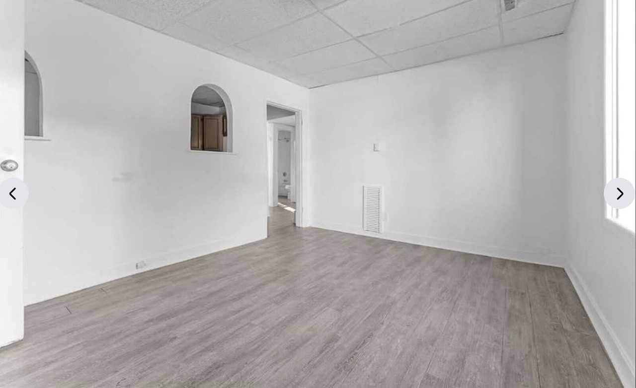 2302 16a St Sw - Photo 3 of 4