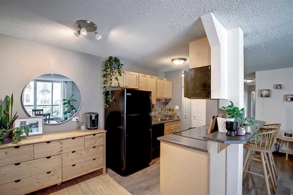 1312 - 1312 13 Ave Sw - Photo 7 of 39
