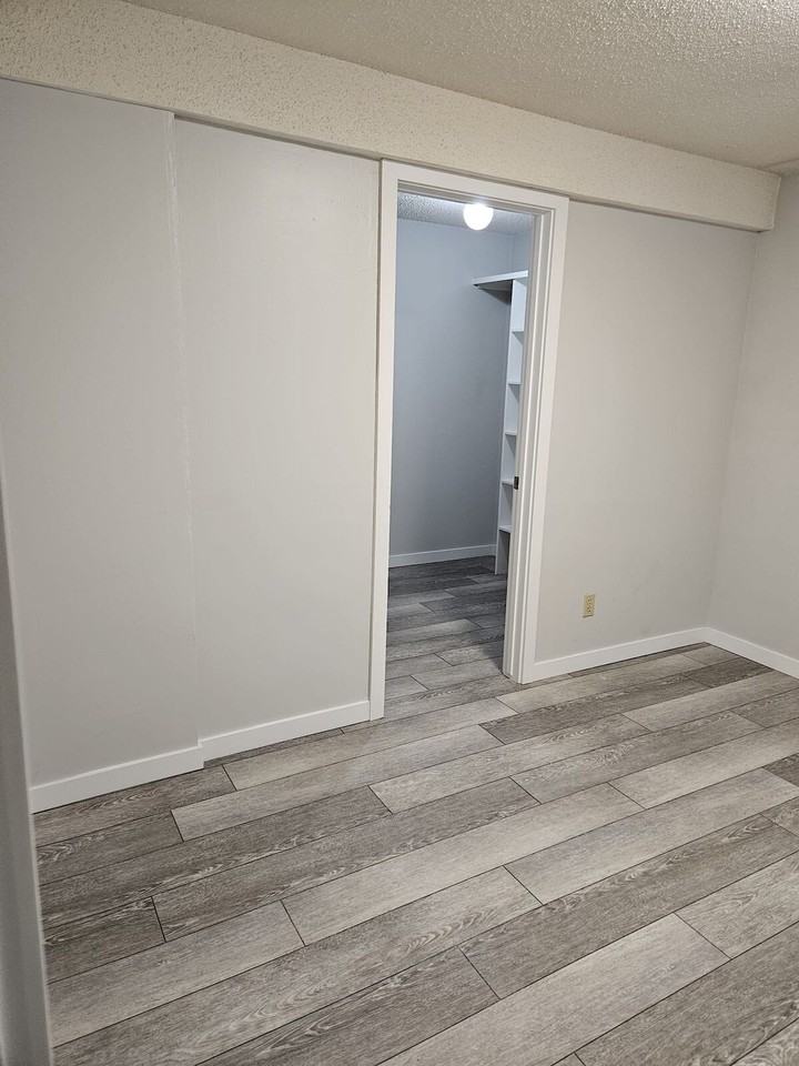 7380 Silver Springs Rd Nw - Photo 6 of 12