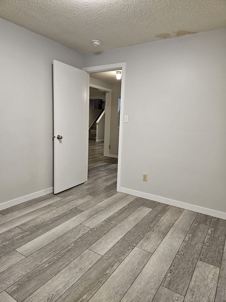 7380 Silver Springs Rd Nw - Photo 7 of 12