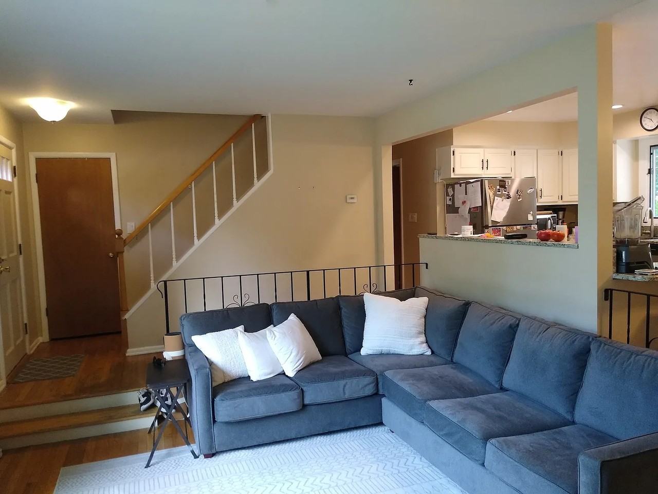 65 Saint Clair Dr #NA - Photo 4 of 13