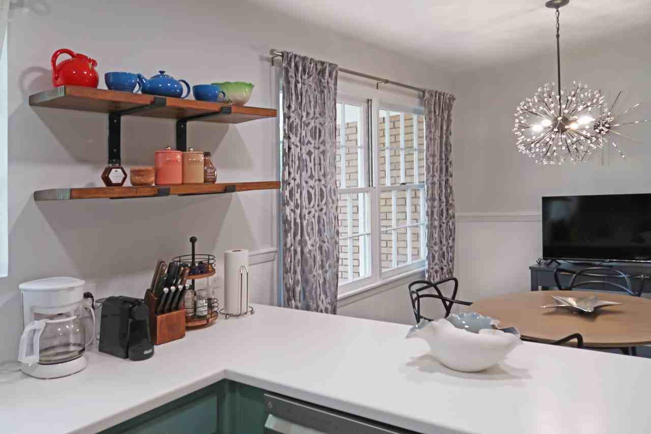 602 Washington Ave #NA - Photo 2 of 37
