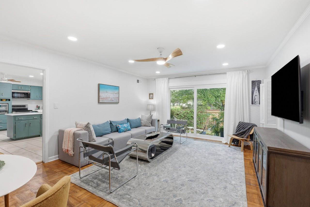 602 Washington Ave #NA - Photo 6 of 37