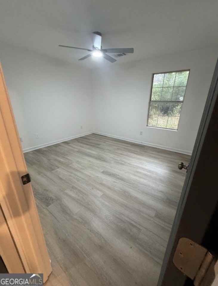 408 Meadowbrook Dr #NA - Photo 2 of 10