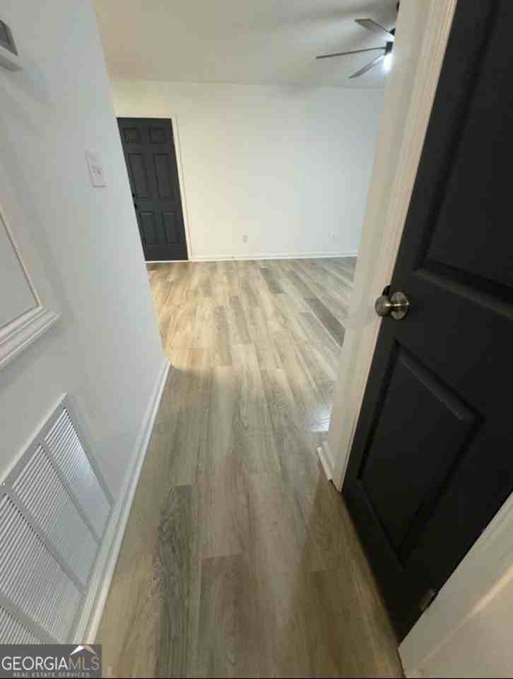 408 Meadowbrook Dr #NA - Photo 3 of 10