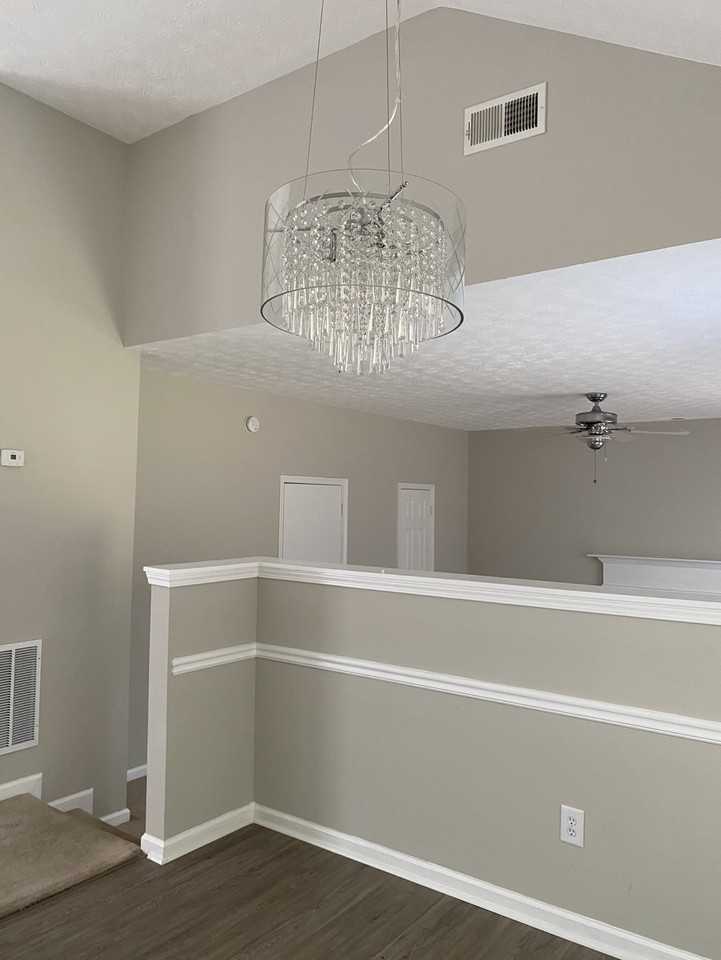 1607 Amelia Ct #NA - Photo 6 of 17