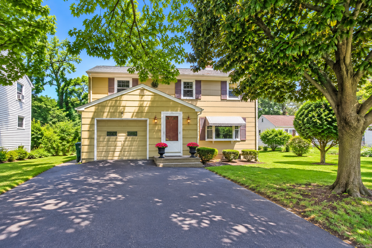 1516 Elmwood Ave #NA - Photo 7 of 10