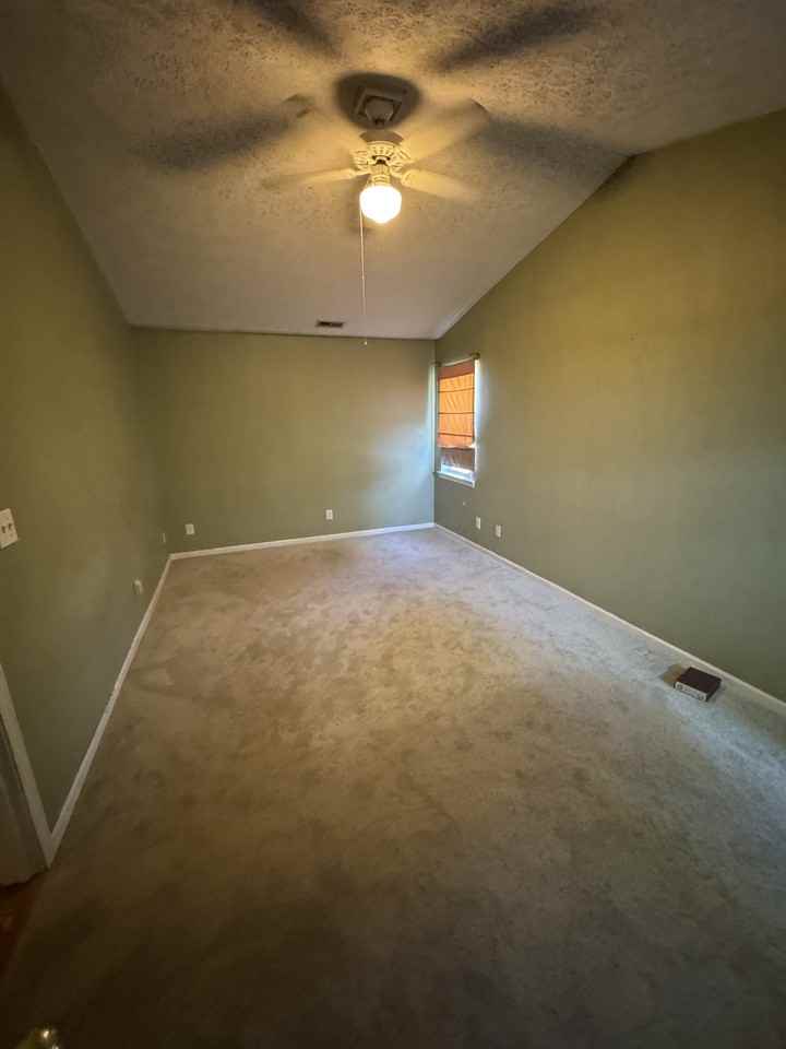 8023 Resin Rd #NA - Photo 5 of 16