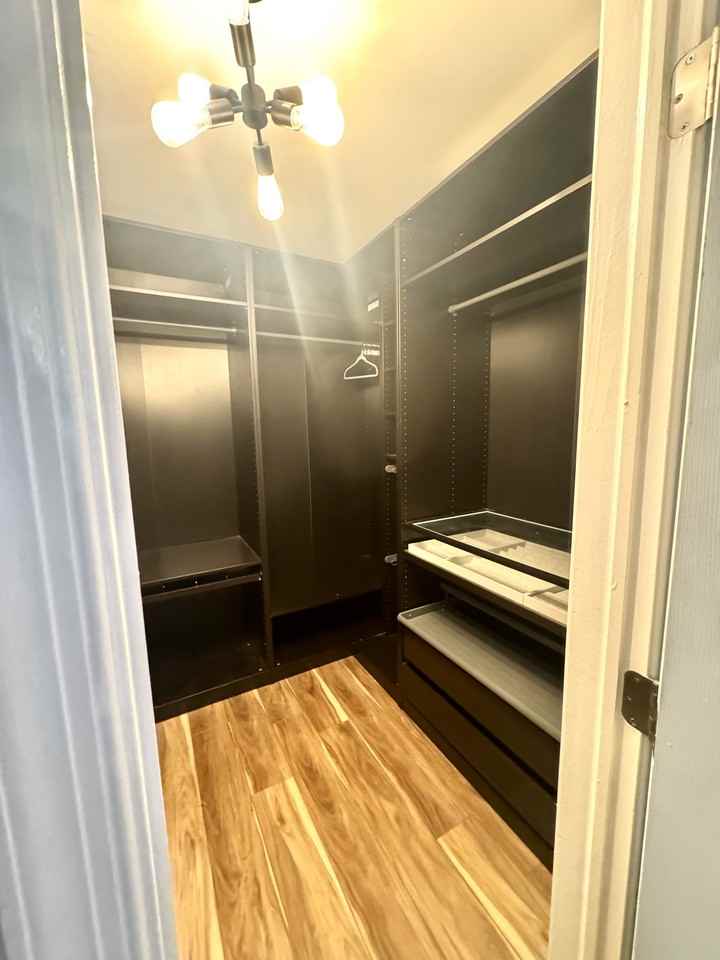 8 Balamor Ln #8 - Photo 5 of 10