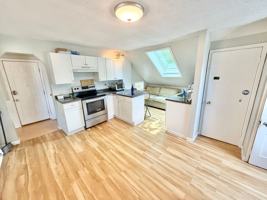 featured image of 515 S Willard St #B