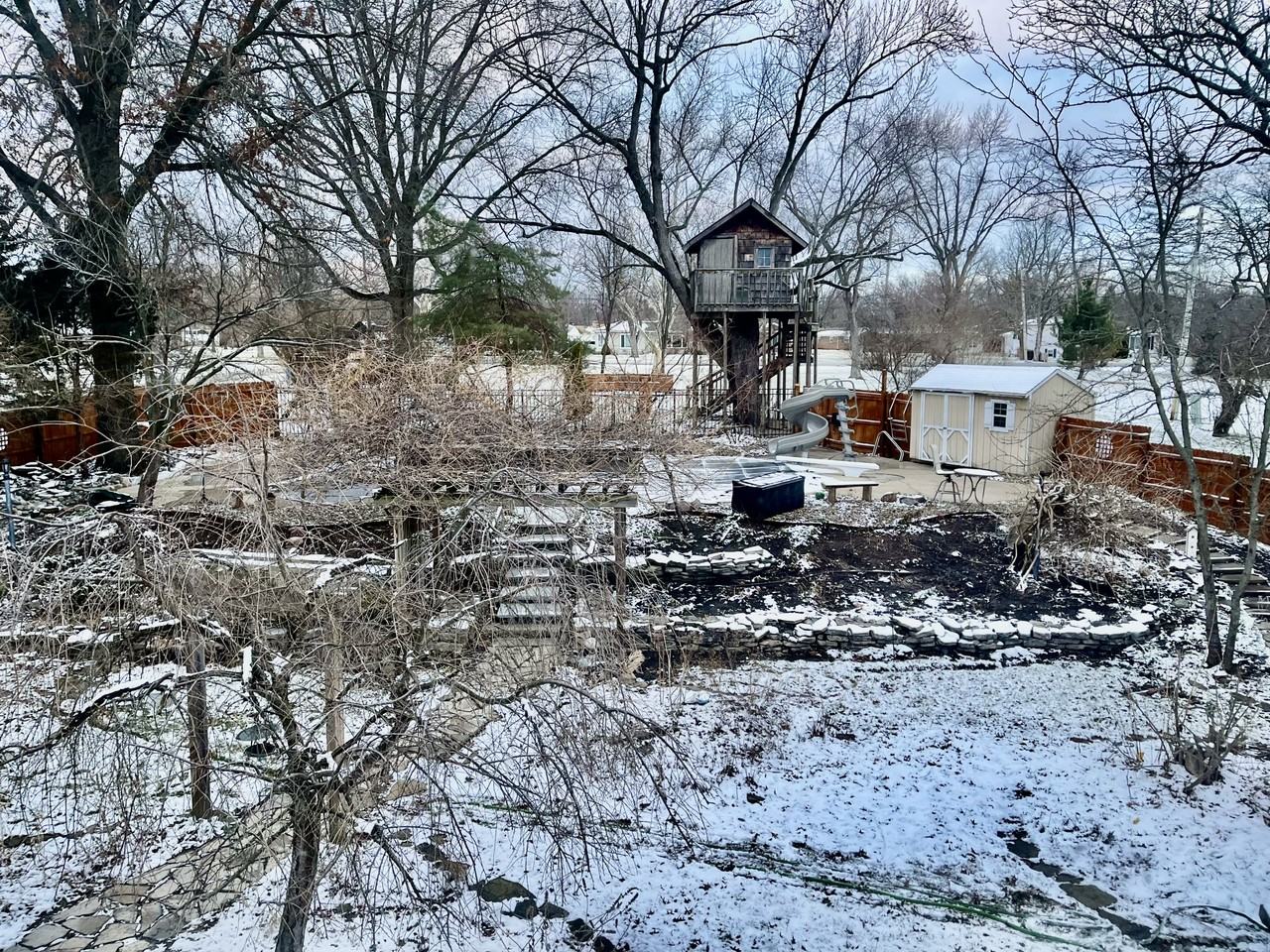 1010 E River Dr #NA - Photo 2 of 16