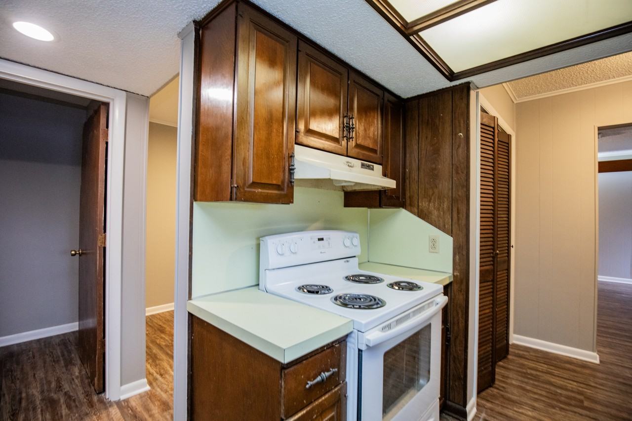 331 S 7th St #331 - Photo 3 of 4