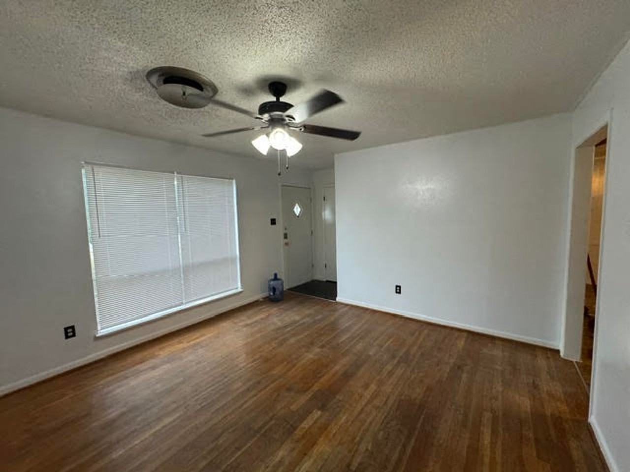 2812 Live Oak Dr - Photo 7 of 16
