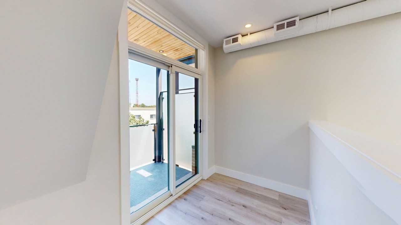 57 Vine Avenue #301 - Photo 5 of 24