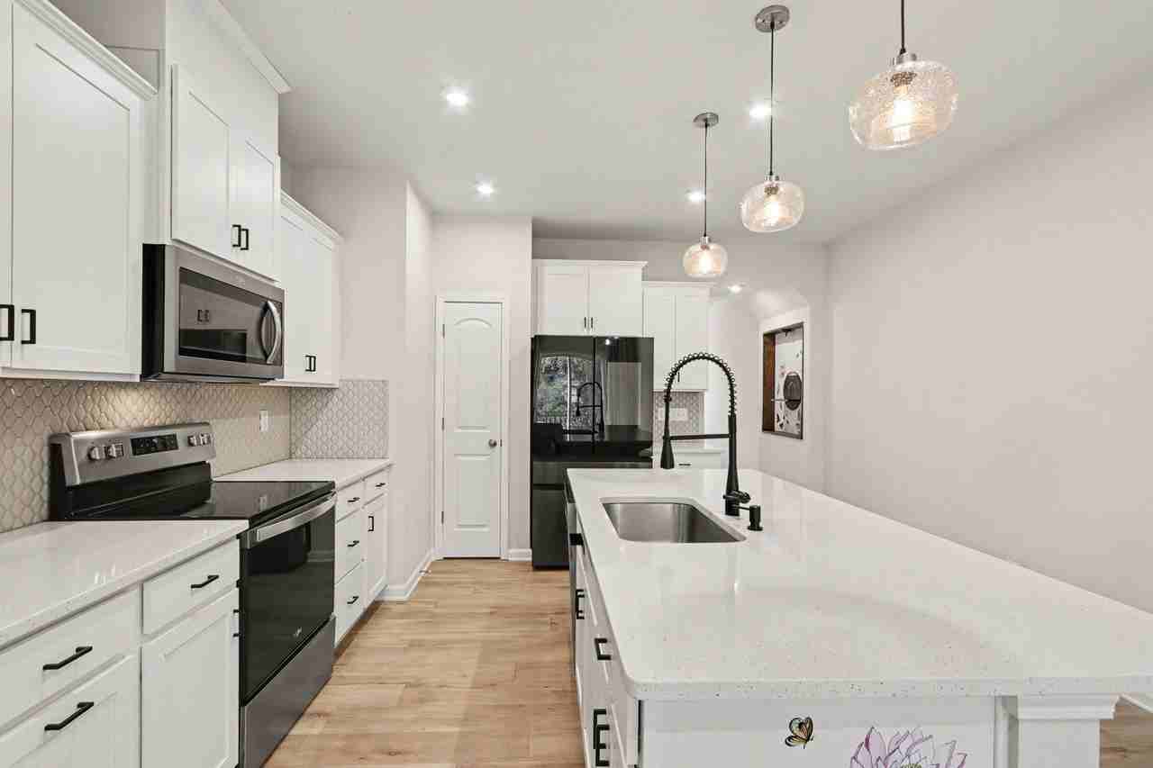 9143 Northfield Crossing Dr - Photo 5 of 29