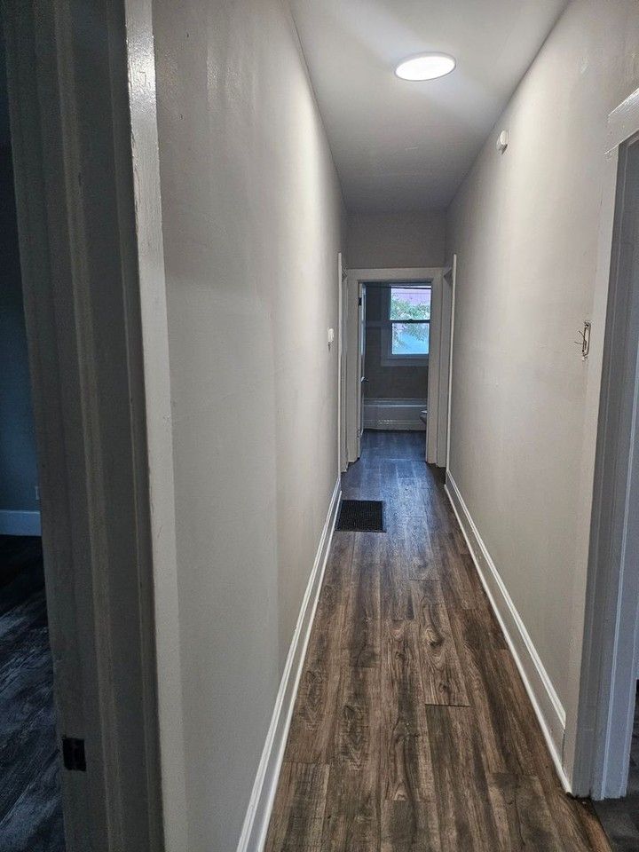 1104 Adams Ave - Photo 7 of 13