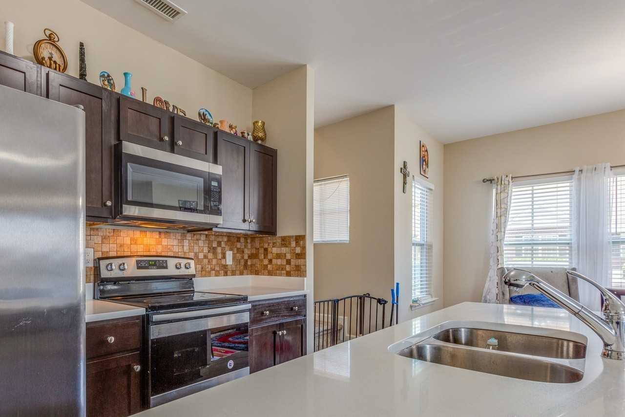 George Buchanan Dr #4061 - Photo 6 of 17