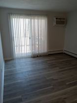 Madison Park (W. 96th St.) - Photo 1 of 1