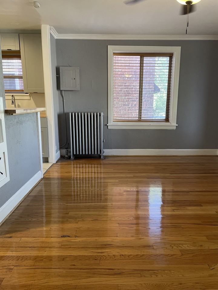 1760 North Pearl Street #9 - Photo 2 of 19