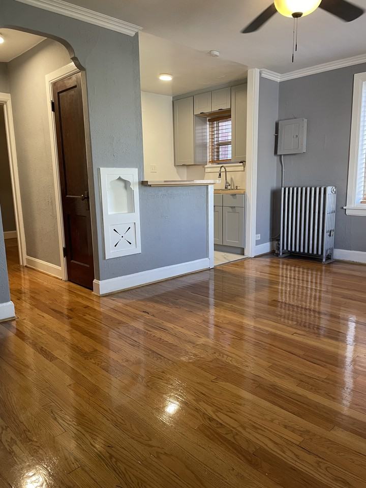 1760 North Pearl Street #9 - Photo 4 of 19