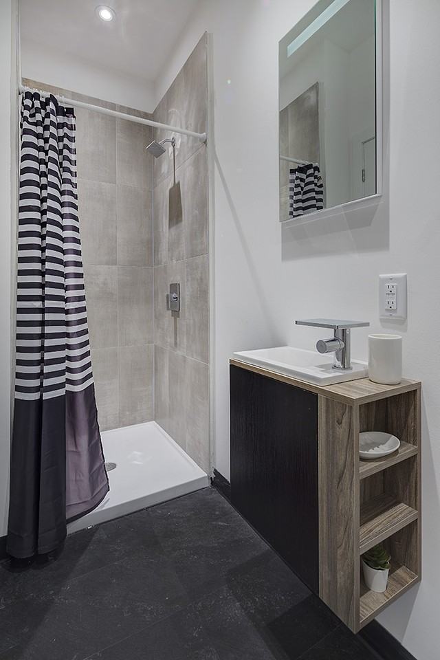 Residence 1290 - Photo 2 of 11