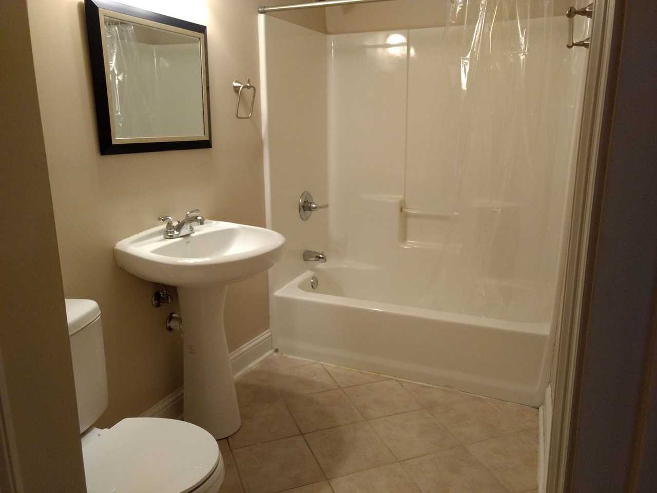 722-24 Louisa - Photo 6 of 23