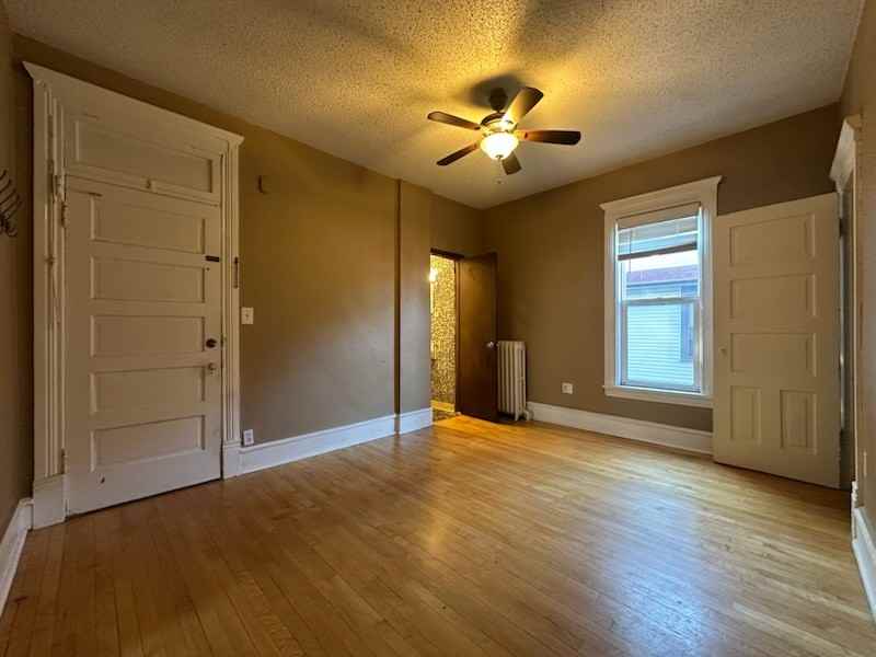 1426 Adams St Ne #3 - Photo 4 of 15