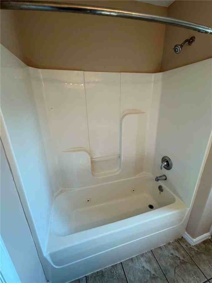 959 Raspberry St - Photo 7 of 13