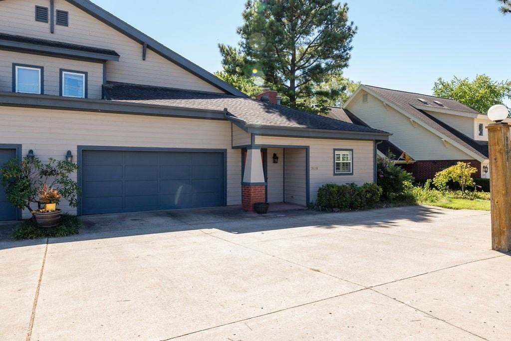 2633 E Joyce Blvd - Photo 4 of 33