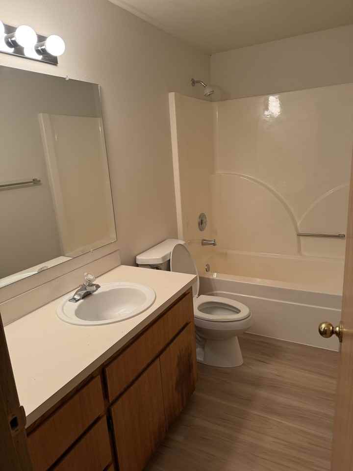 752 E Tyler Ave #1 - Photo 5 of 9