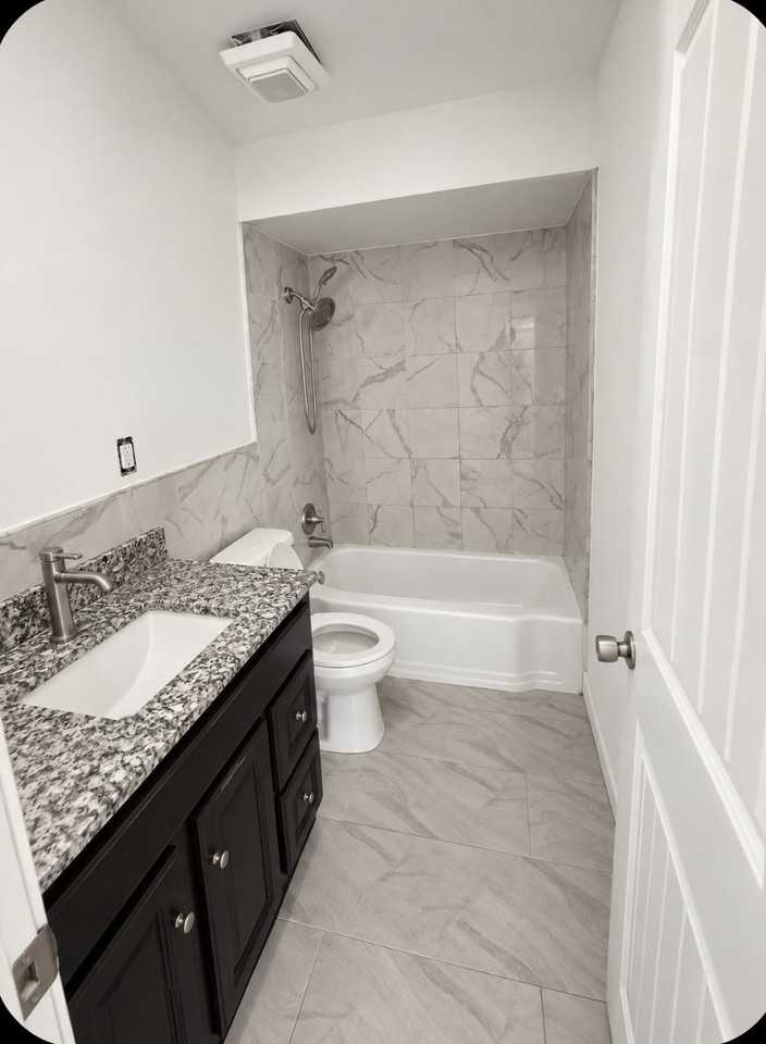 1218 N 3rd St #1 - Photo 6 of 7