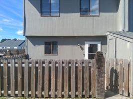 featured image of 176 Brown Blvd