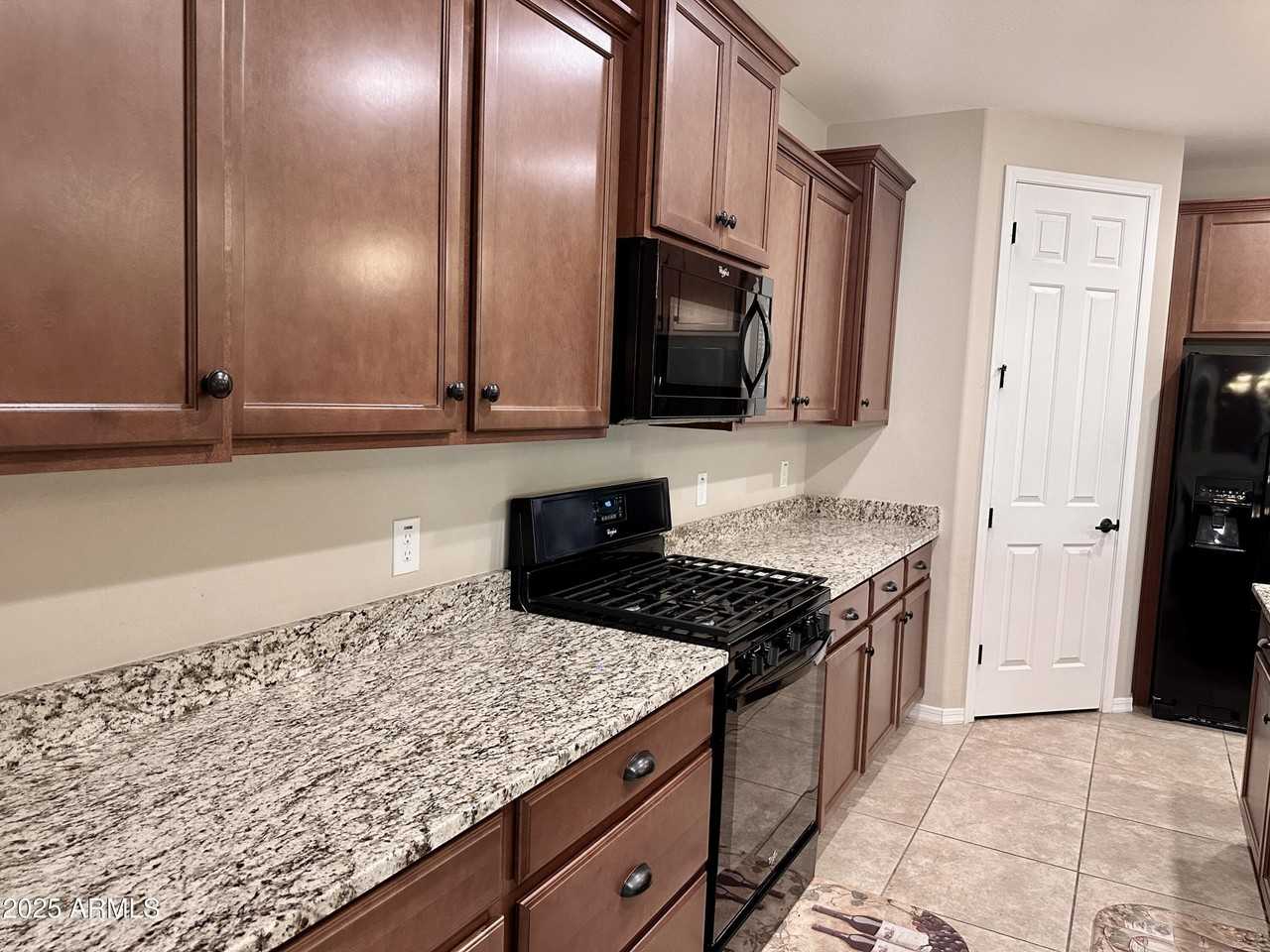 7229 E Plata Ave - Photo 7 of 28