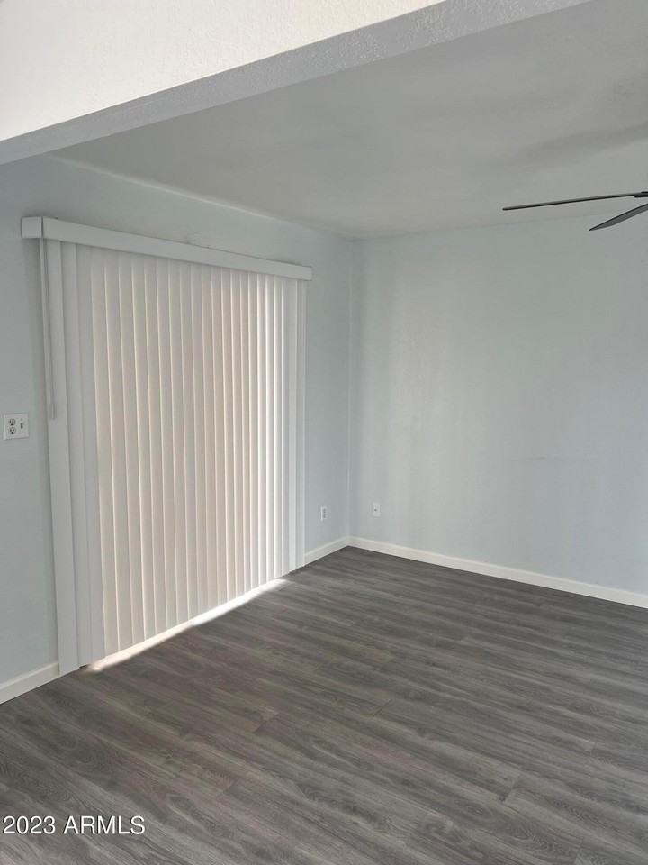 8220 W Monaco Blvd #2 - Photo 6 of 12