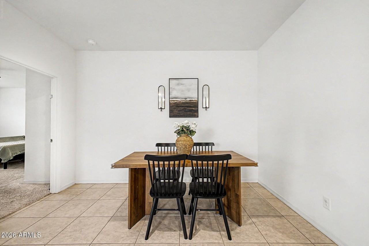 24260 W Pecan Rd - Photo 5 of 16