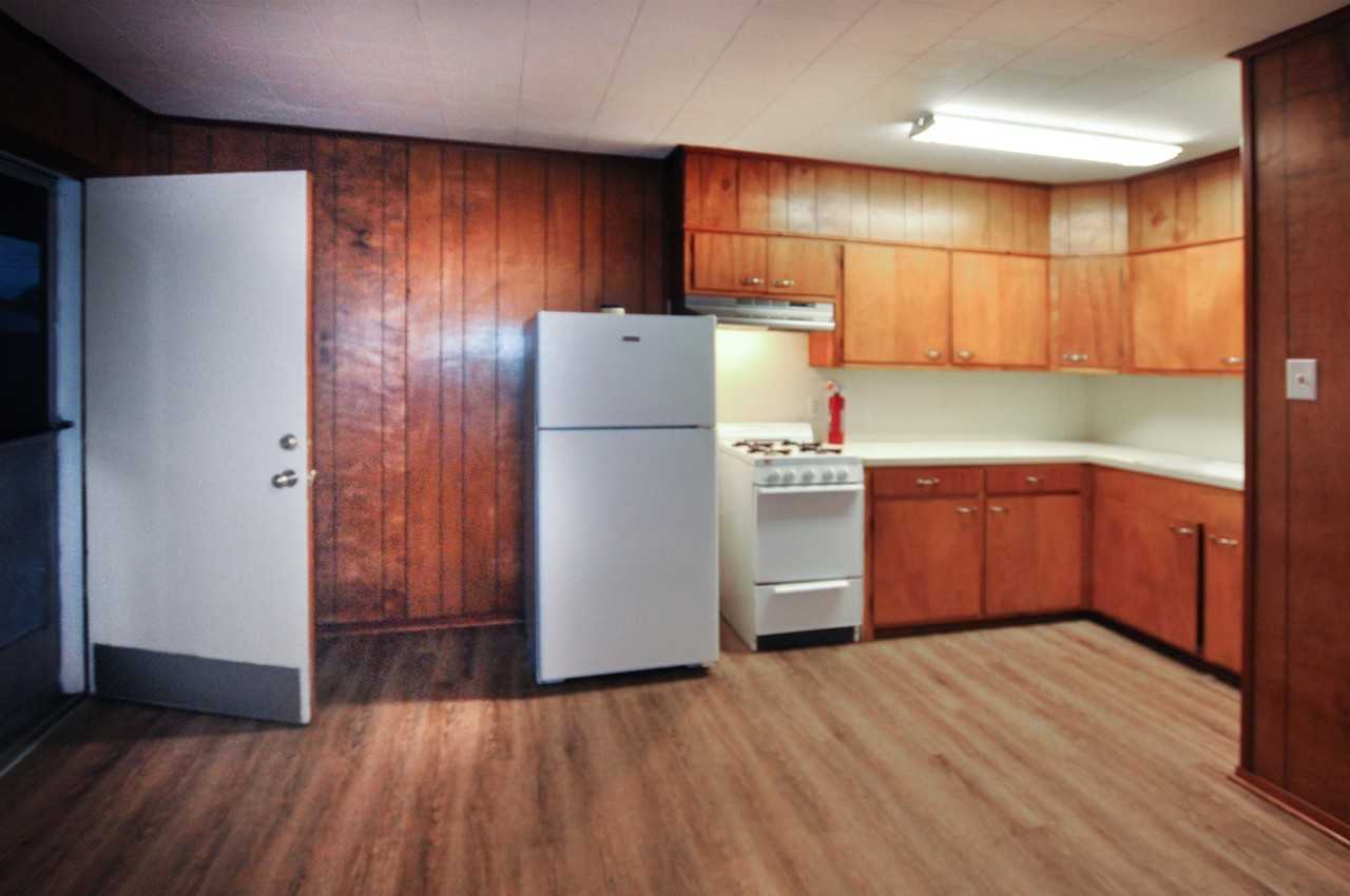 1011 People St #C - Photo 2 of 9