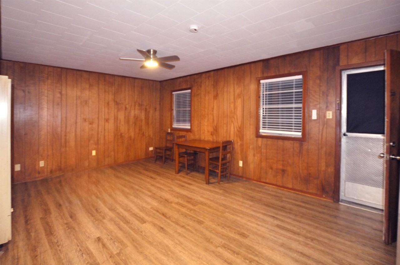 1011 People St #C - Photo 3 of 9