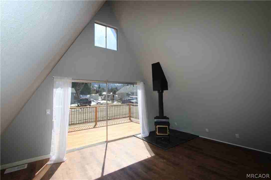 2183 6th Ln - Photo 3 of 16