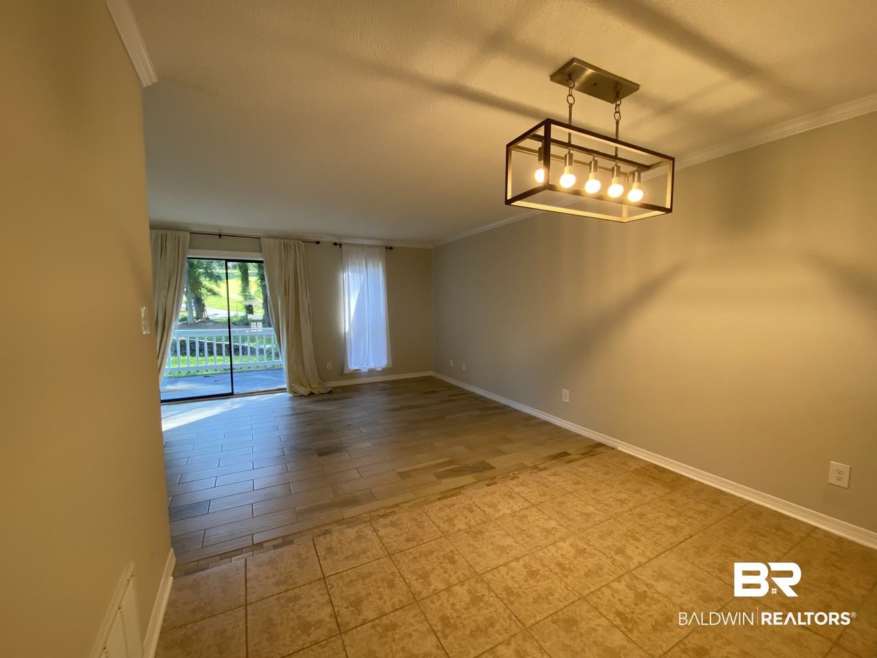 28 Lake Shore Dr - Photo 6 of 21