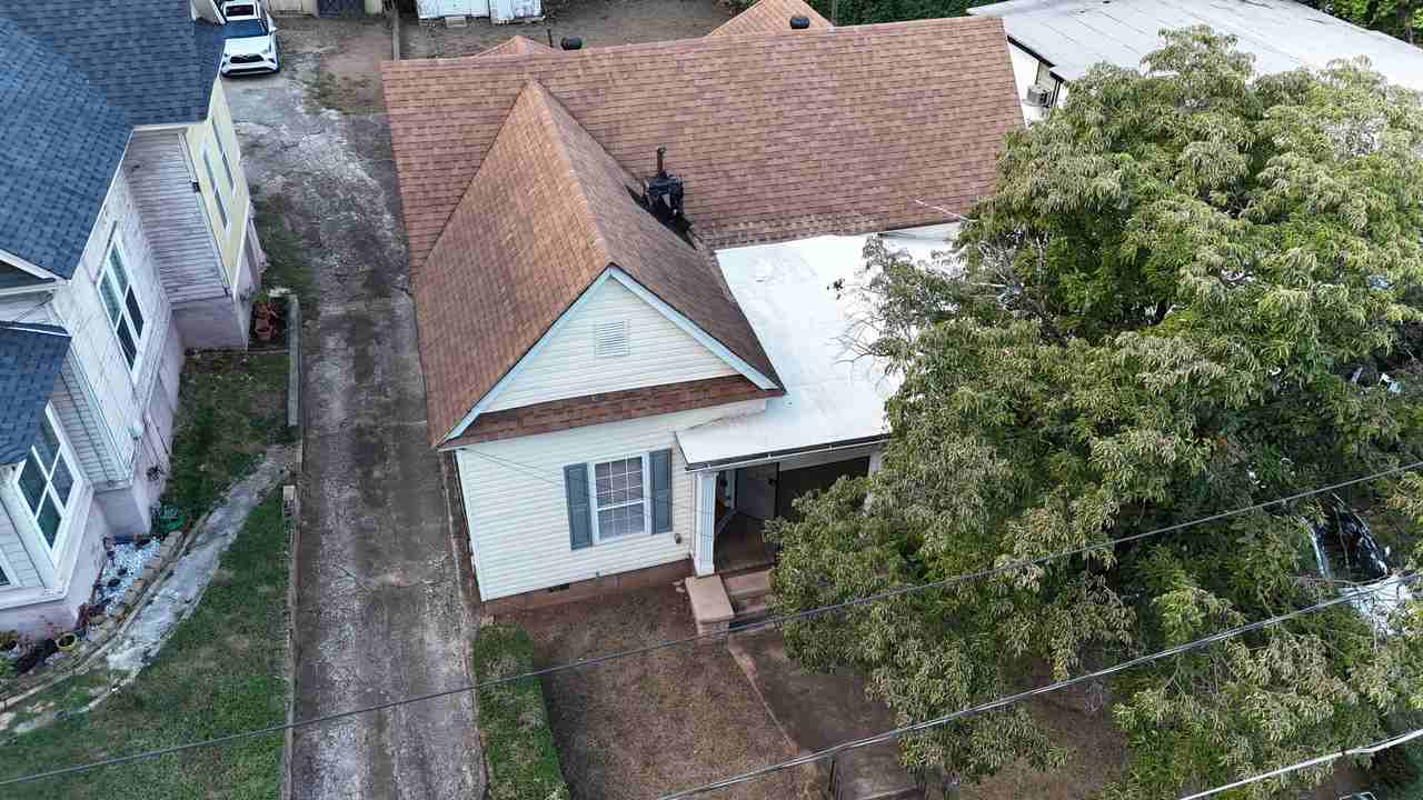 227 Hendrix Ave Sw #B - Photo 3 of 15